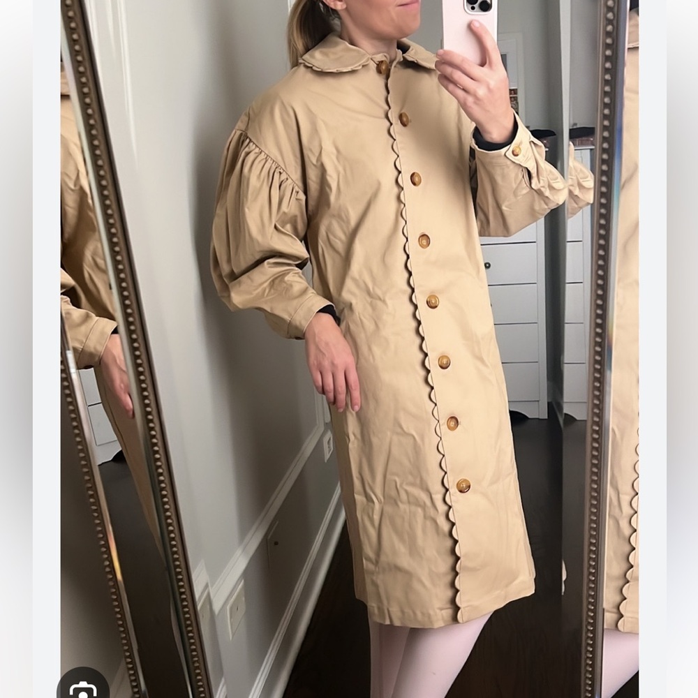 ✨Trench Coat ✨ - Picture 6 of 6